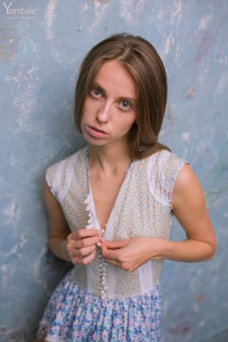 Lillian Y in Yonitale set Viktorian Era