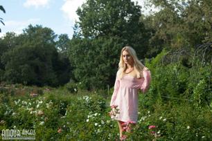 Dolly in Amour Angels set Smell Of Roses