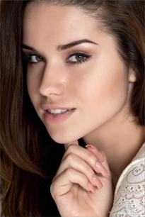 Summer in Mpl Studios set Curvaceous