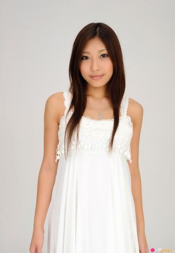 Saeka Tanaka in All Gravure set White Princess