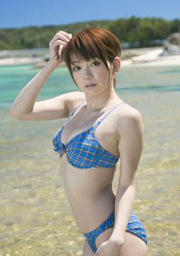 Rimi Mayumi in All Gravure set Vacation Over