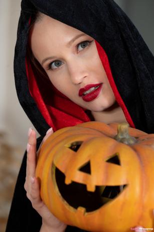 Stella Cardo in Teen Dreams set Halloween Mistress