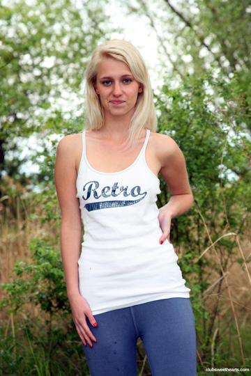 Sara J in Club Sweethearts set #22798