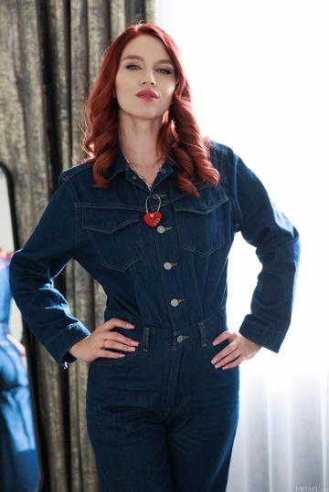 Leya Desantis in Metart set Illicit Desires