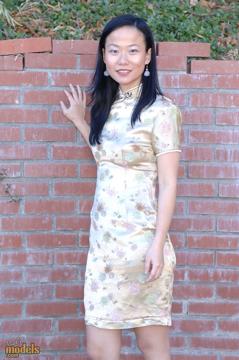 Niya Yu in Matts Models set #1630