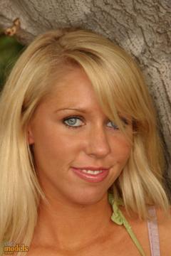 Brynn in Matts Models set #3655