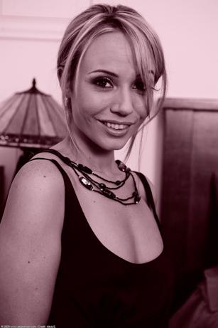 Hannah West in ATK Premium set set #5183