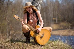 Ella in Fame Girls set Cowgirl