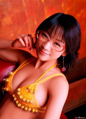 Ami Tokito in All Gravure set Lovely Glasses