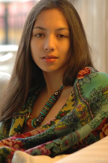 Sofia C in Metart set Presenting Sofia